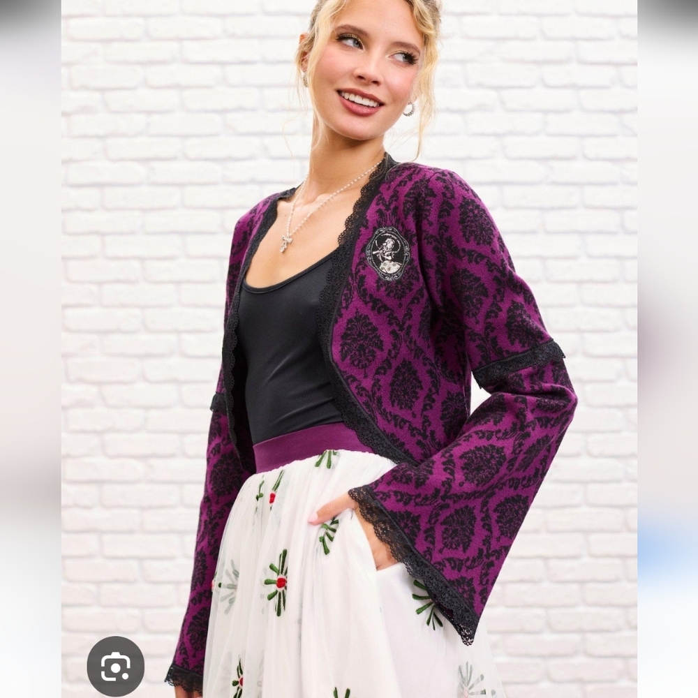Her Universe Disney NWT  Haunted Mansion Sweater Jacket Size Medium